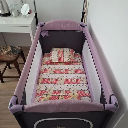 アパート Manolovi オブゾー