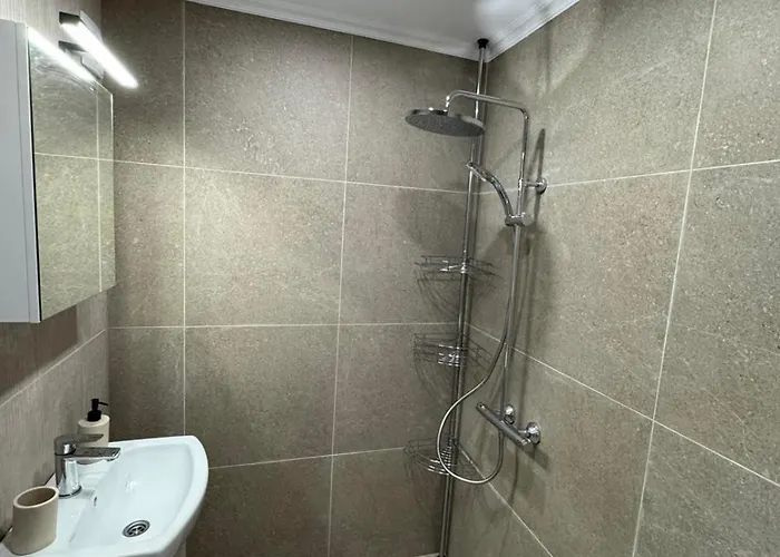 Manolovi * 奥布佐尔