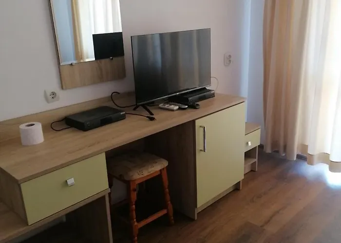 Manolovi Апартаменты *