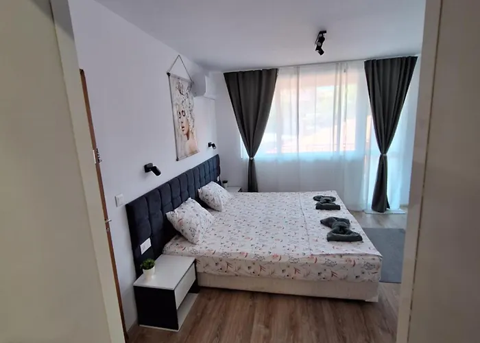 Manolovi * Обзор