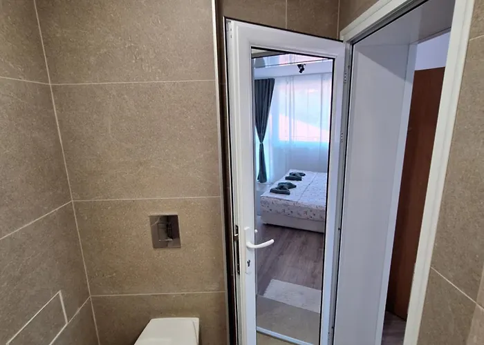 Manolovi Апартаменты *